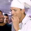 Aston Kutcher prova o pão com doce de leito do argentino