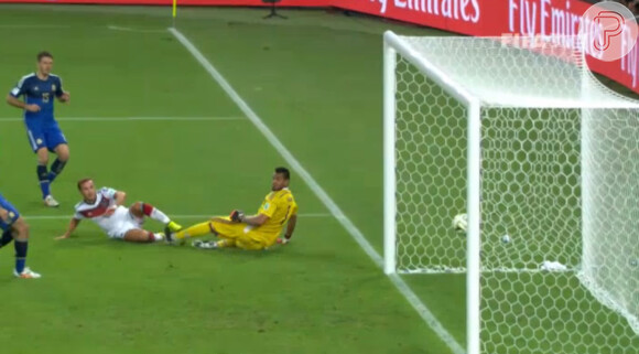Götze foi o responsável pelo gol da vitória da Alemanha na prorrogação da partida contra Argentina