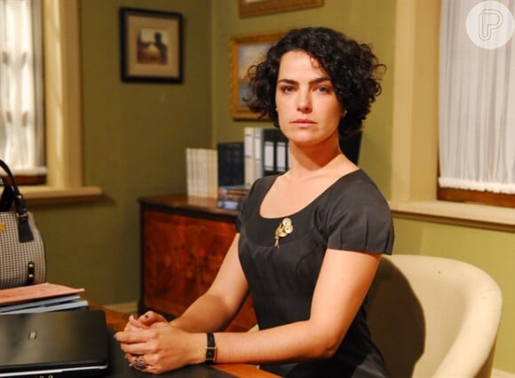 A última atuação de Ana Paula Arósio foi no seriado 'Na Forma da Lei', em 2010, que será reprisado pelo Canal Viva a partir do dia 22 deste mês