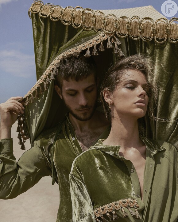 Chay Suede e Laura Neiva estrelaram a campanha da recém-lançada coleção La Medina, da Handred, marca de moda genderless