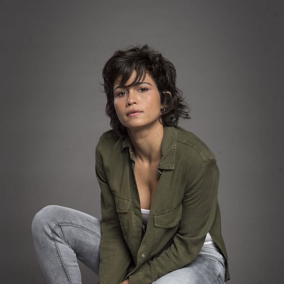 Nanda Costa vive a policial Maura na novela 'Segundo Sol'