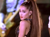 Ariana Grande comemora noivado com comediante Pete Davidson: 'Feliz'