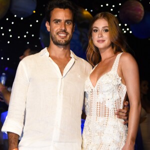 Marina Ruy Barbosa também foi criticada por internauta por ter adotado o sobrenome de Xande Negrão no Twitter