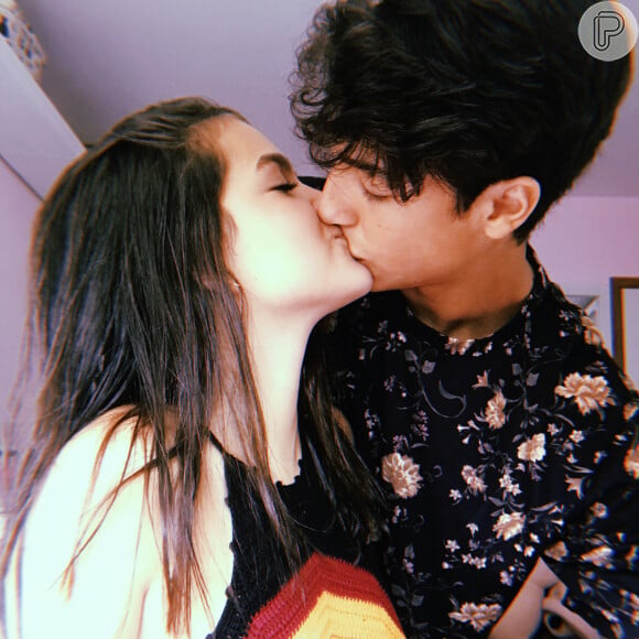 Mel Maia e Erick Andreas deram primeiro beijo em shopping dias após se conhecerem