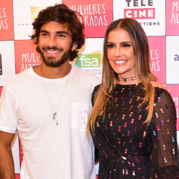 Hugo Moura e Deborah Secco na pré-estreia do filme 'Mulheres Alteradas', no shopping Iguatemi, em São Paulo, nesta terça-feira, 19 de junho de 2018