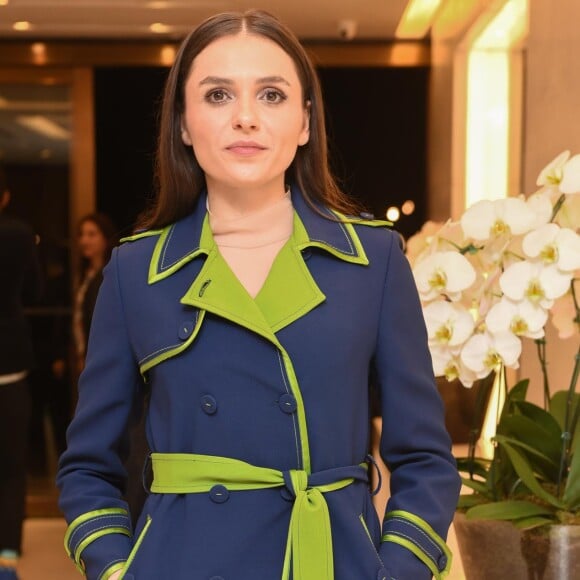 Monicsa Iozzi manteve os cabelos soltos na pré-estreia do filme 'Mulheres Alteradas', no shopping Iguatemi, em São Paulo, nesta terça-feira, 19 de junho de 2018