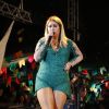 Marília Mendonça exibiu a silhueta mais magra após perder 15 kg em show em Petrolina