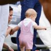 Príncipe George foi considerado o bebê mais bem vestido do mundo