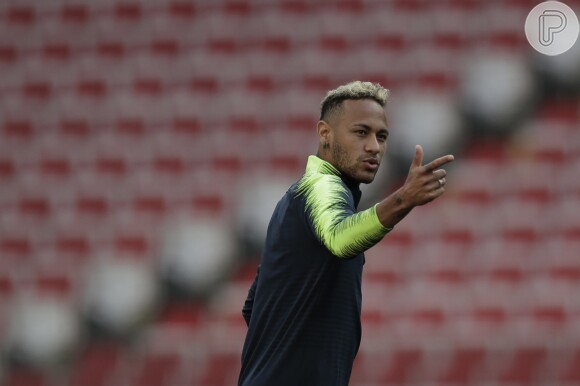 Neymar rebateu as críticas à sua atuação na Copa após marcar gol no último jogo