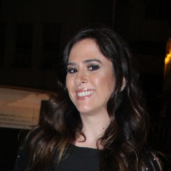 Tatá Werneck esteve no aniversário de Marina Ruy Barbosa na noite deste sábado, 30 de junho de 2018, no Morro da Urca, no Rio de Janeiro