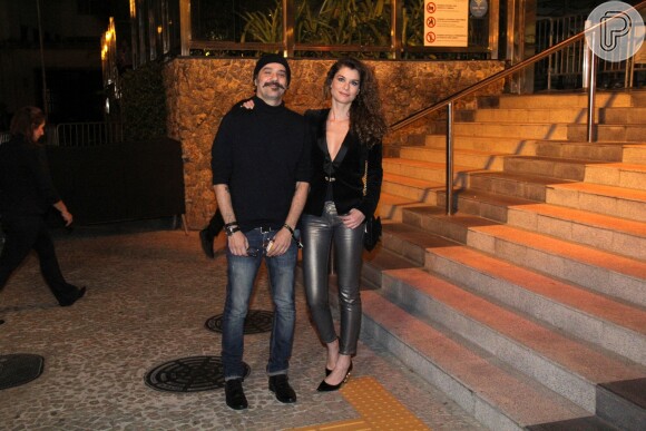 Alinne Moraes e o marido, Mauro Lima, marcaram presença no aniversário de Marina Ruy Barbosa na noite deste sábado, 30 de junho de 2018, no Morro da Urca, no Rio de Janeiro