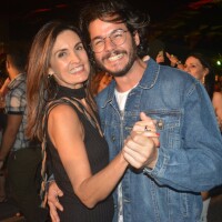 Túlio celebra 8 meses de namoro e Fátima Bernardes se emociona: 'Gol para você'