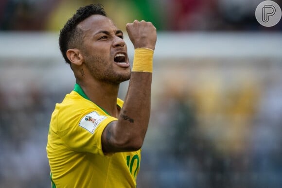 Neymar marcou um gol pelo Brasil na partida contra o México, que terminou com placar 2 a 0