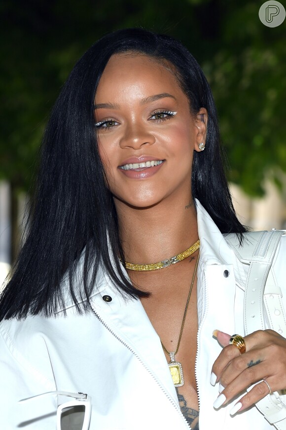 O modelo foi utilizado por Rihanna em um desfile de moda