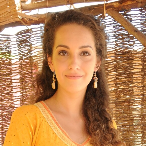 Bruna Pazinato estreou na TV na novela 'O Rico e Lázaro' após passar por musicais como 'Os Dez Mandamentos'