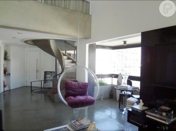 Sala do apartamento de Sabrina Sato em São Paulo