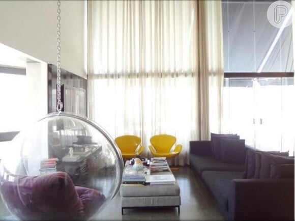 Muitos curiosos queriam conhecer o apartamento de Sabrina Sato em São Paulo