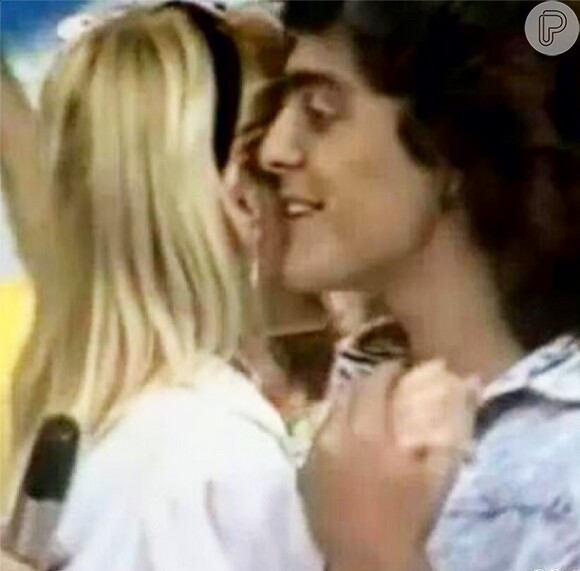 Xuxa postou uma foto antiga com Junno Andrade ainda com o visual dos anos 80, em julho de 2014