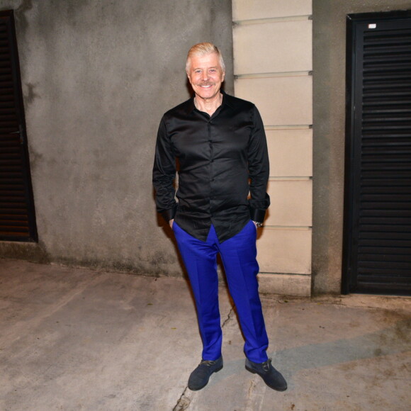 Miguel Falabella na festa promovida por Faustão para comemorar a final do quadro 'Show dos Famosos'