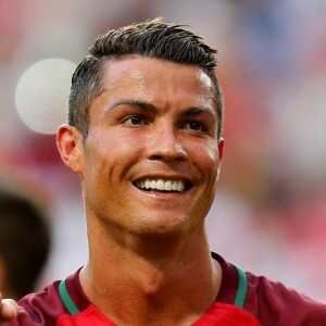 O Facebook ofereceu US$ 10 milhões (aproximadamente R$ 40 milhões) pela produção de uma série sobre Cristiano Ronaldo com 13 episódios