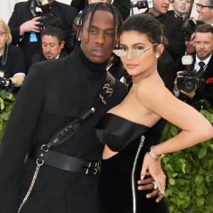 Kylie Jenner disse que a filha, Stormi, tem os lábios do pai, o rapper Travis Scott