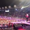 Wesley Safadão recebeu fã mirim em palco durante show em Itapecerica, em São Paulo
