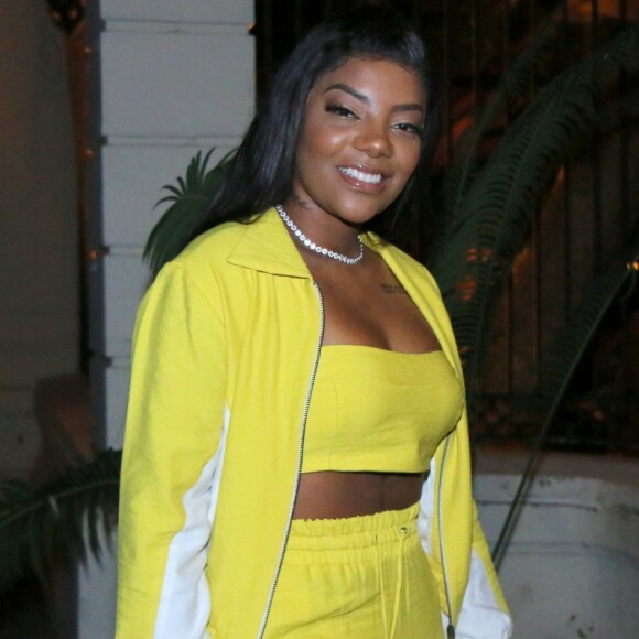 Ludmilla aposta em conjunto neon para aniversário de Nego do Borel