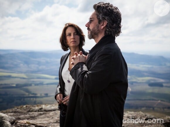 José Alfredo (Alexandre Nero) leva Maria Clara (Andreia Horta) para conhecer o Monte Roraima, em 'Império'