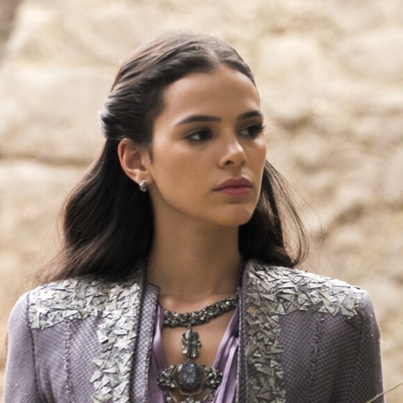 Catarina foge de Montemor, no capítulo de terça-feira, 24 de julho de 2018 da novela 'Deus Salve o Rei'