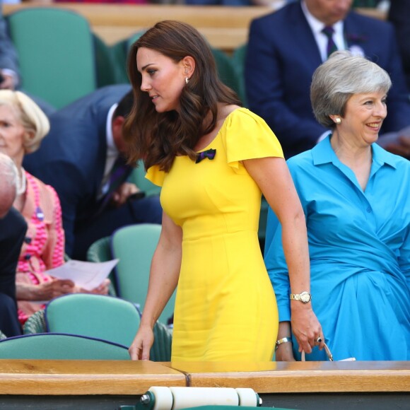 Kate Middleton acompanha o marido, príncipe William, na final masculina em Wimbledon, em Londres, na Inglaterra, neste domingo, 15 de julho de 2018