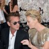 Sean Penn está completamente apaixonado por Charlize Theron