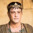 Herodes Arquelau (Alexandre Slaviero) assim como o pai, Herodes, o Grande (Paulo Gorgulho) é um sádico na novela 'Jesus'