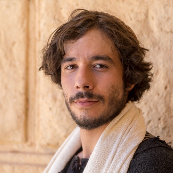 Nicodemos (Vitor Novello) é o irmão de Judas Tadeu (Ricky Tavares), na primeira fase da novela 'Jesus'