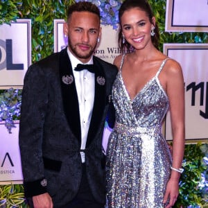 'A gente ainda não tem pensado nisso, e não dessa forma, uma mudança, sair do país', afirmou Bruna Marquezine sobre morar em Paris com Neymar