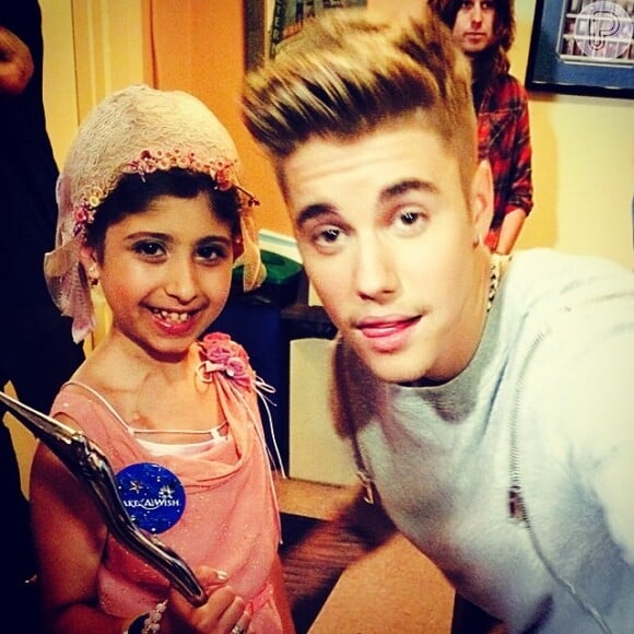 Justin Bieber recebe prêmio de criança em Los Angeles, Estados Unidos: 'É pra isso que eu vivo'