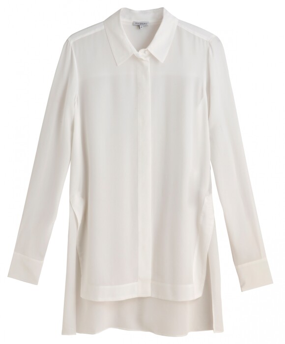 Itens básicos: camisa Le Lis Blanc, preço sob consulta