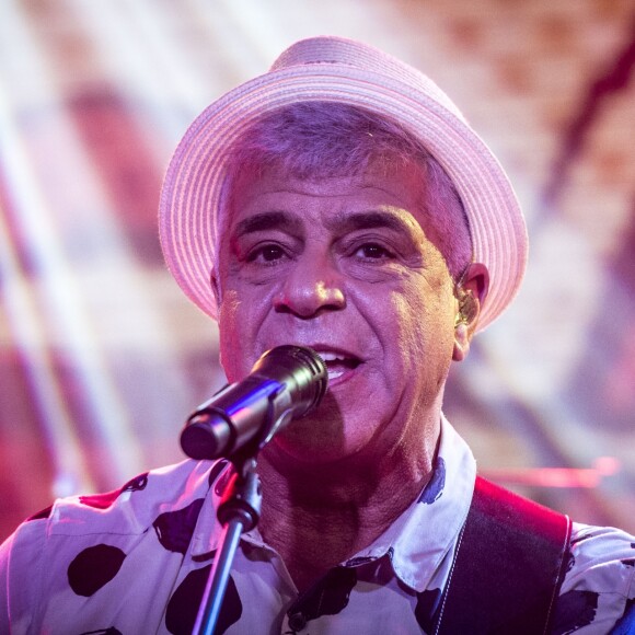 Lulu Santos assistiu o jogo do namorado, Clebson, em Belo Horizonte
