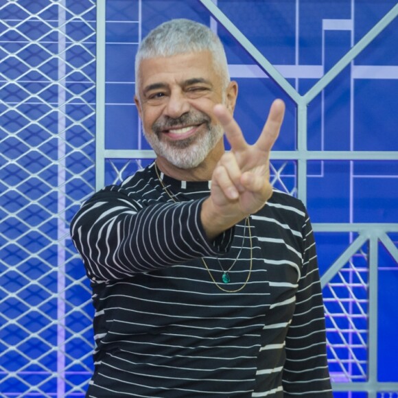 Lulu Santos é elogiado por namorado ao mostrar música sobre o romance nesta segunda-feira, dia 30 de julho de 2018