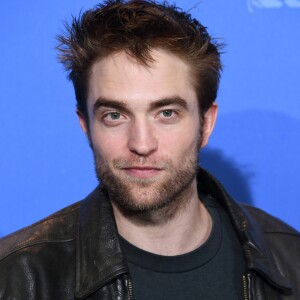 Robert Pattinson está solteiro desde o fim do noivado com a cantora TKA Twigs