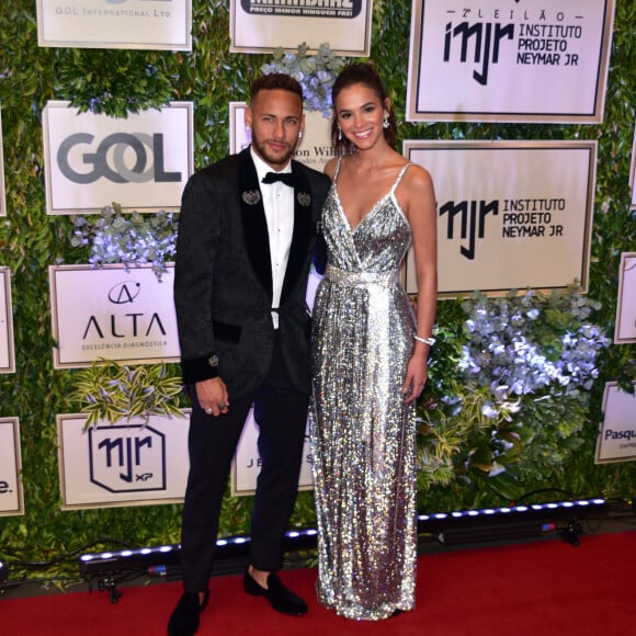 Bruna Marquezine comemorou seu aniversário adiantado na mansão de Neymar