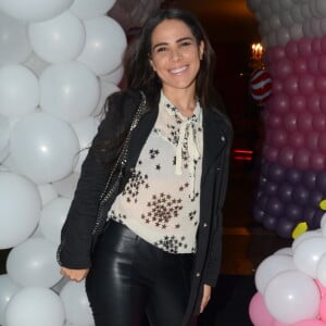 Wanessa Camargo esteve na festa de 8 anos de Maria Eduarda, filha Luciele Di Camargo e Denílson