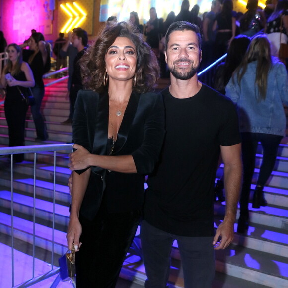 Juliana Paes e Carlos Eduardo Baptista marcaram presença na festa de 7 anos do Baile da Favorita