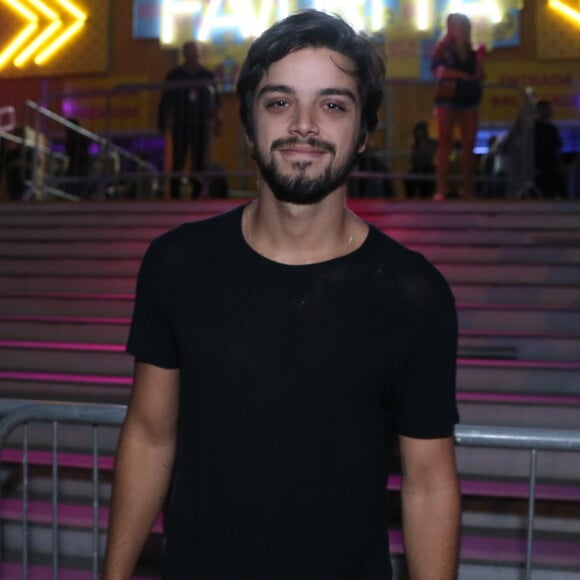 Rodrigo Simas marcou presença na festa da promoter Carol Sampaio nesta sexta-feira, 10 de agosto de 2018