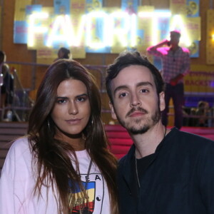 Antonia Morais e o noivo, Wagner Santisteban, marcaram presença em baile funk na Zona Sul do Rio