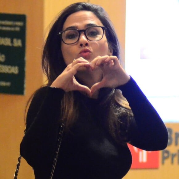 Tatá Werneck ganhou declaração de Rafael Vitti em seu aniversário neste sábado, 11 de agosto de 2018