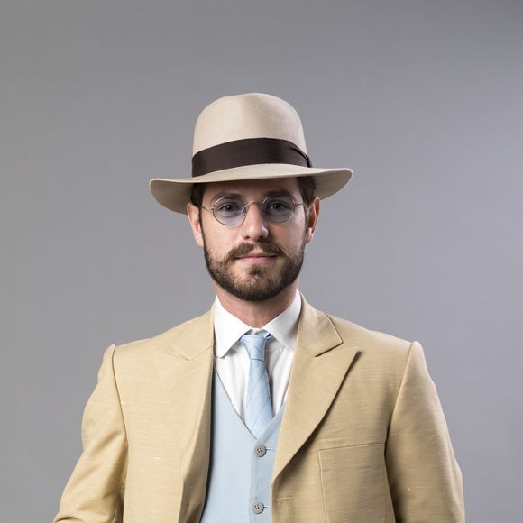 Camilo (Maurício Destri) fica fora de si ao descobrir a verdade através de Julieta (Gabriela Duarte) nos próximos capítulos da novela 'Orgulho e Paixão': 'Por que tive que descobrir a verdade assim?!'