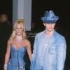 Em 2001, Britney e Justin Timberlake (então casal do momento) combinaram o look total em jeans