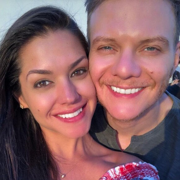 Thais Fersoza é casada com o sertanejo Michel Teló, com quem tem dois filhos