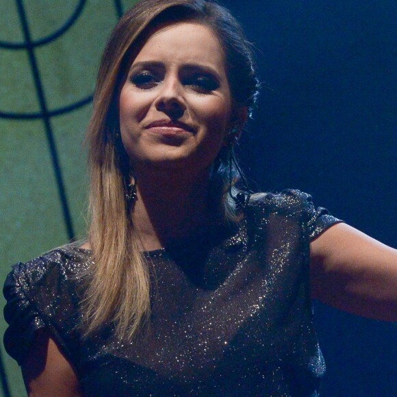 'Na nossa concepção, não existe isso de brinquedo de menina e menino. A gente tá criando ele para não ser uma pessoa machista, sexista e preconceituosa', afirmou Sandy sobre a criação do filho, Theo