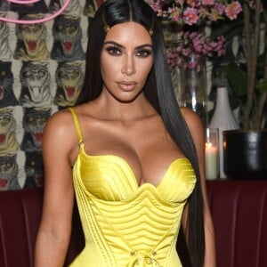 'Eu malho por uma hora e meia por dia, todos os dias, com pesos. Eu não faço muito cardio', explicou Kim Kardashian